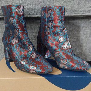 Gianni Bini Red Brocade Boots